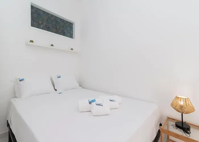 Casa Garde - 5 Mins Center - Balcony - Ac - Wi-fi * Tavira