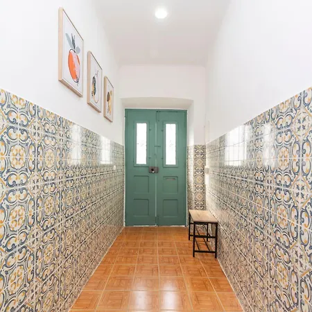 Casa Garde - 5 Mins Center - Balcony - Ac - Wi-fi Semesterbostad Tavira